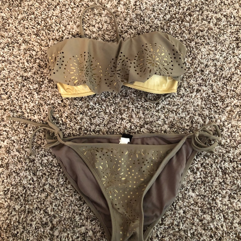 Two-piece bikini